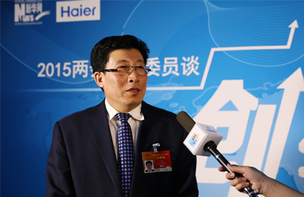 “面對這種新型的、農業轉型的項目，政府各級部門也都在研究怎么落實，還有很多細節上的問題。”