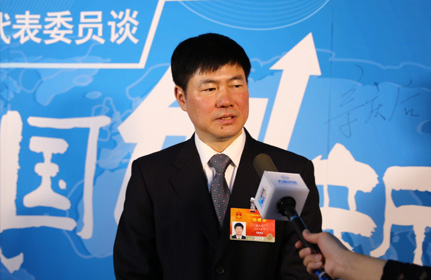 “我們要進行自貿區的體制機制的創新，也就是先行先試的一些實驗。”